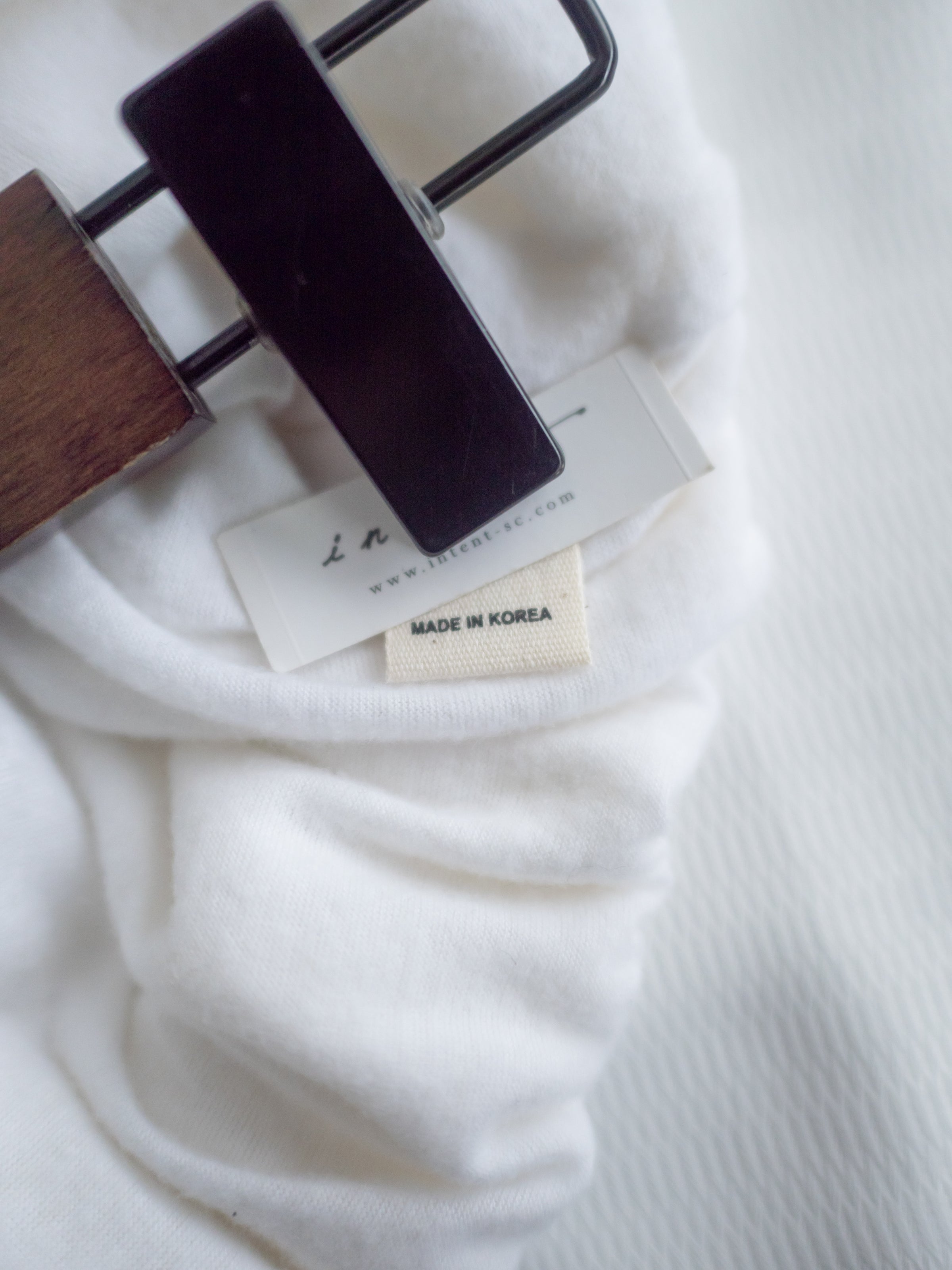 Lace Spliced Skirt 蕾絲拼接壓紋針織裙/ SK8929