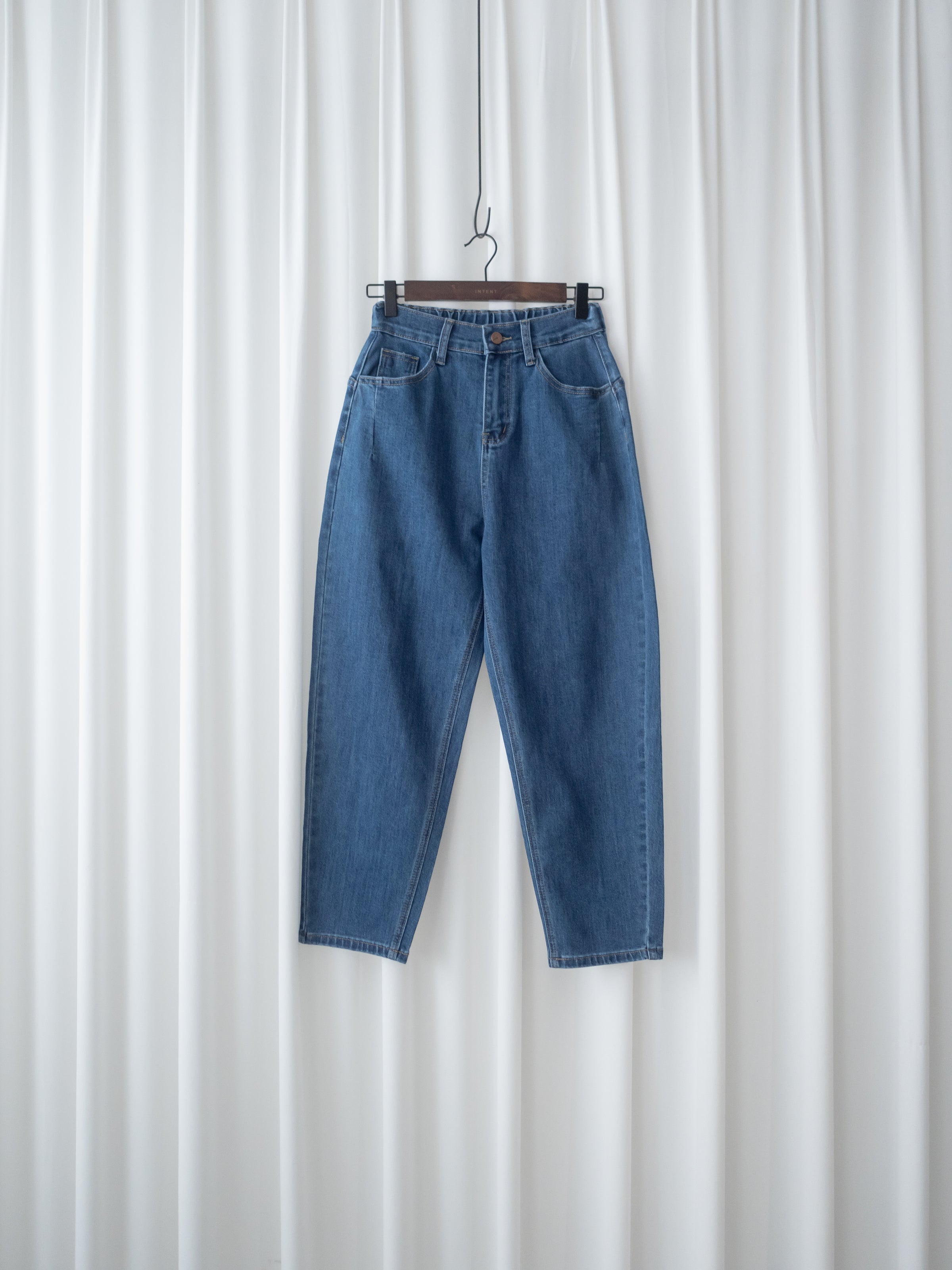 Stretch Barrel Jeans 全彈性修身弧形牛仔褲/ PT8475