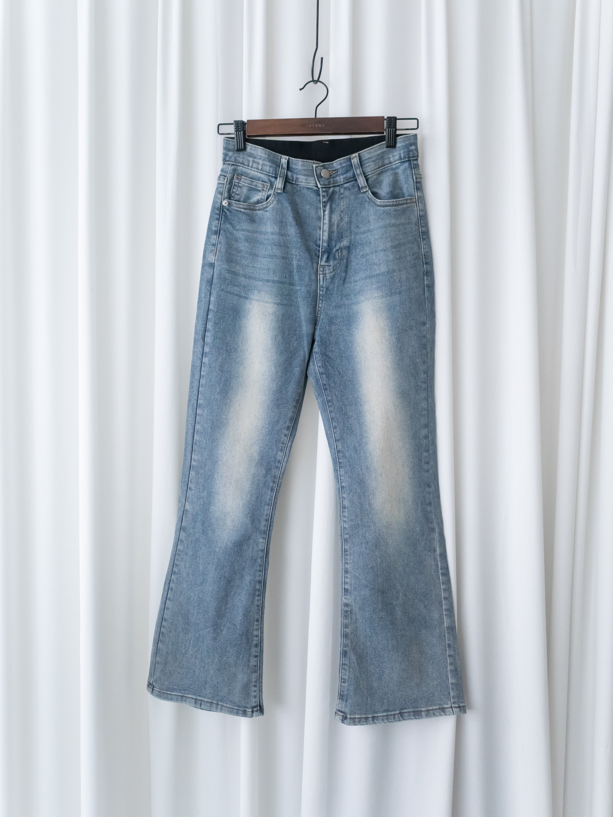 Slim Stretch Flared Jeans 高彈力顯瘦微喇叭牛仔褲/  PT8476