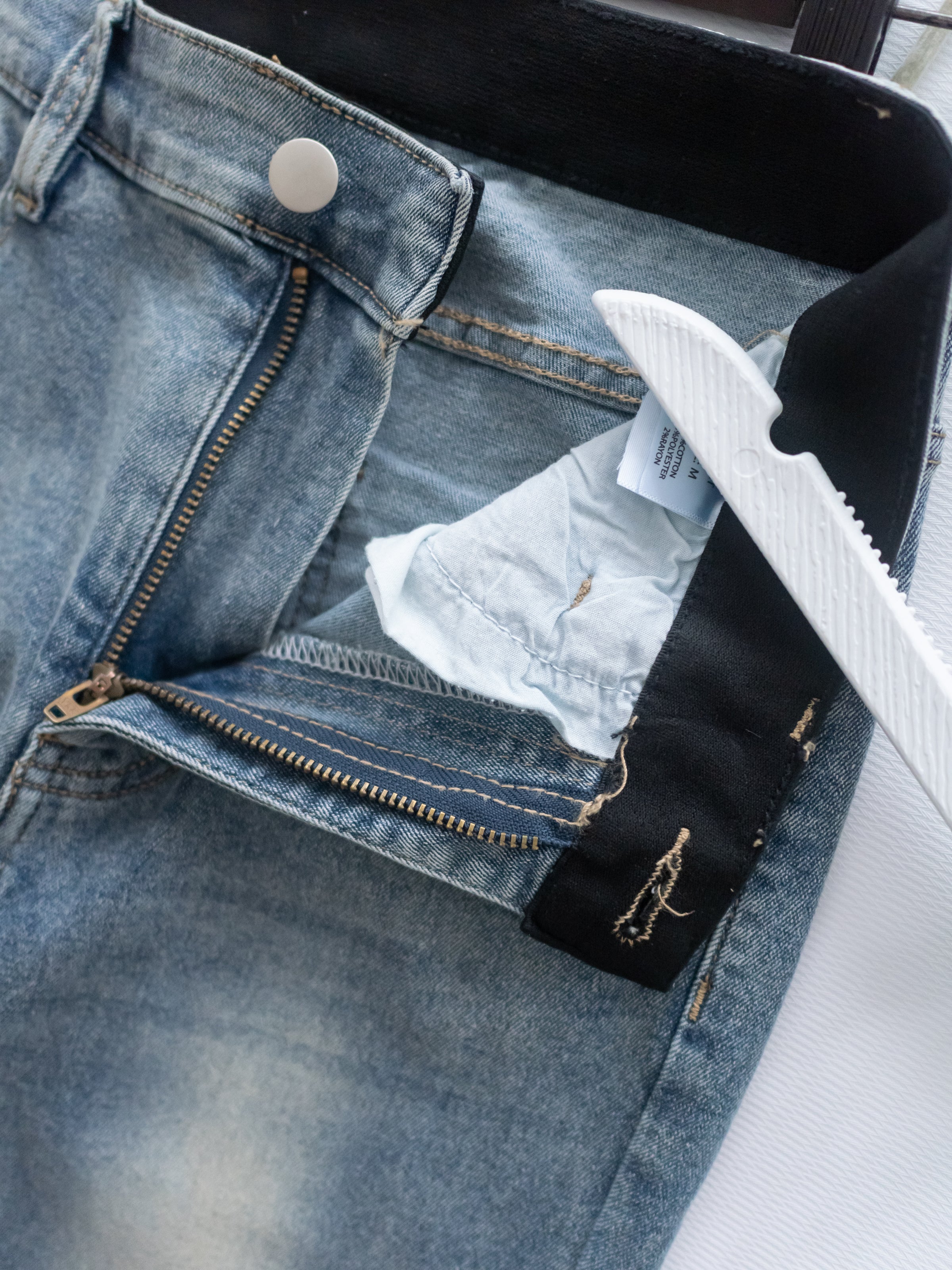 Slim Stretch Flared Jeans 高彈力顯瘦微喇叭牛仔褲/  PT8476