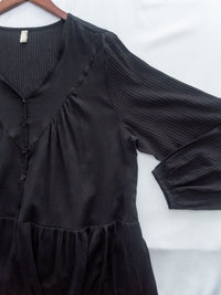 [Style 1] Stripe Cotton Lace Dress V領剪裁通花直紋長裙/ DS1071（優惠至 2月13日）