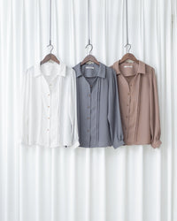 Button Collar Blouse 立體細褶V領金扣襯衫/ BU9127 (Pre-order steelblue milktea 3月3截單)