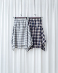 Asymmetrical Checked Skirt 不規則裙擺淡格紋半裙/ SK8924 （pre-order navy 3月3截單)