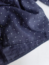 PolkaDot Scarf Blouse 光澤感小點V領綁結微短上衣/ BU9130