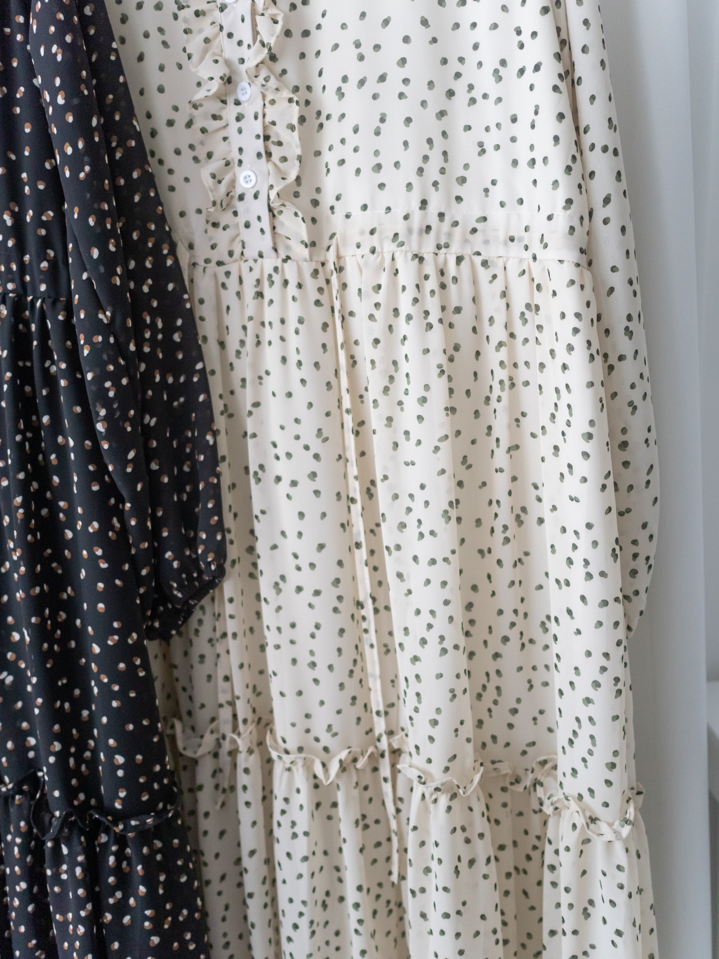 Dot Ruffle Dress 點點荷葉邊修腰雪紡連身裙/ DS1040