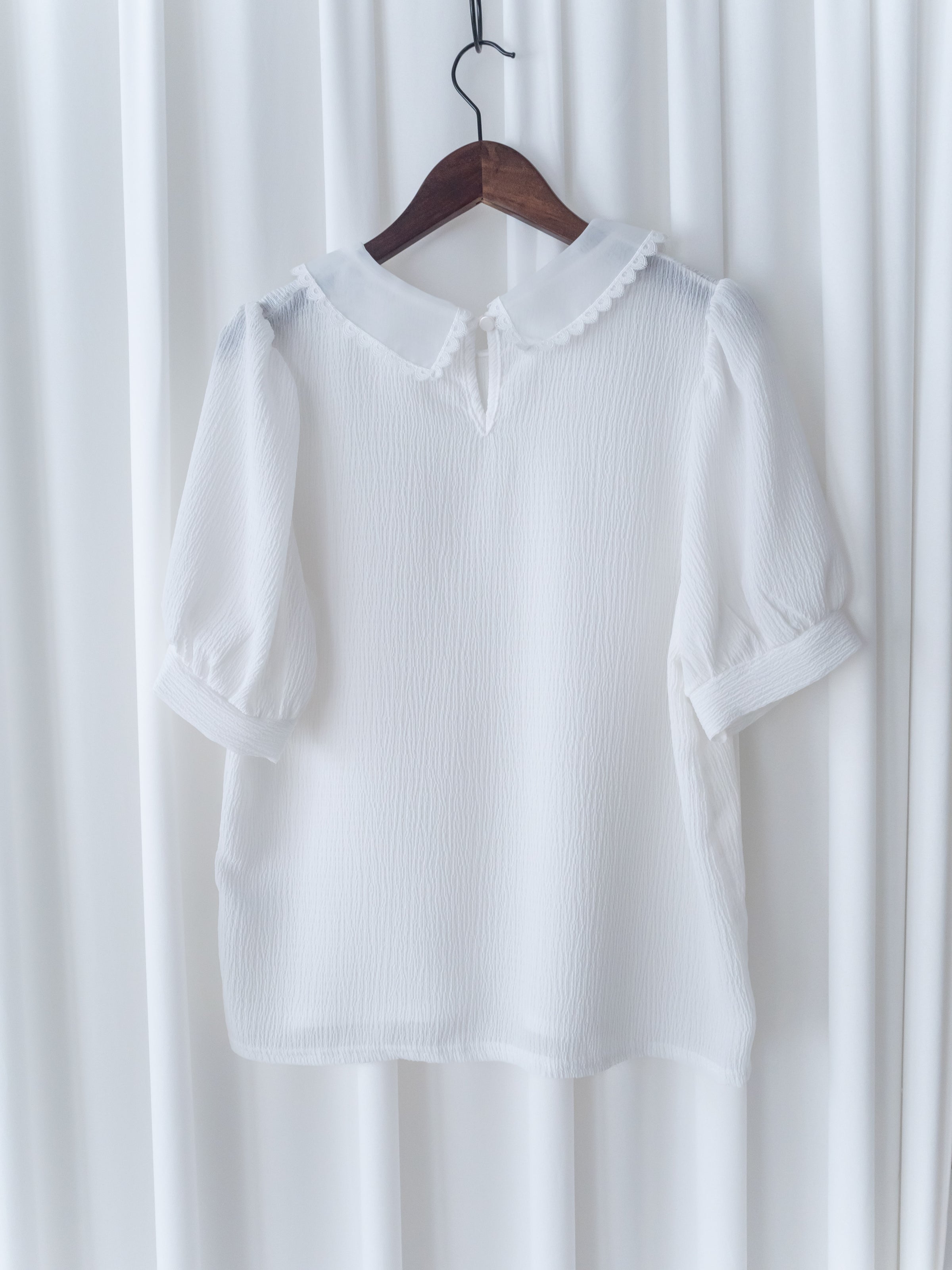 Collar Blouse 雪紡花邊領口上衣/ TP8001