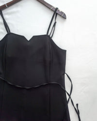 Geometric Vest Dress 幾何剪裁質感面料修飾線條吊帶長裙/ DS1081