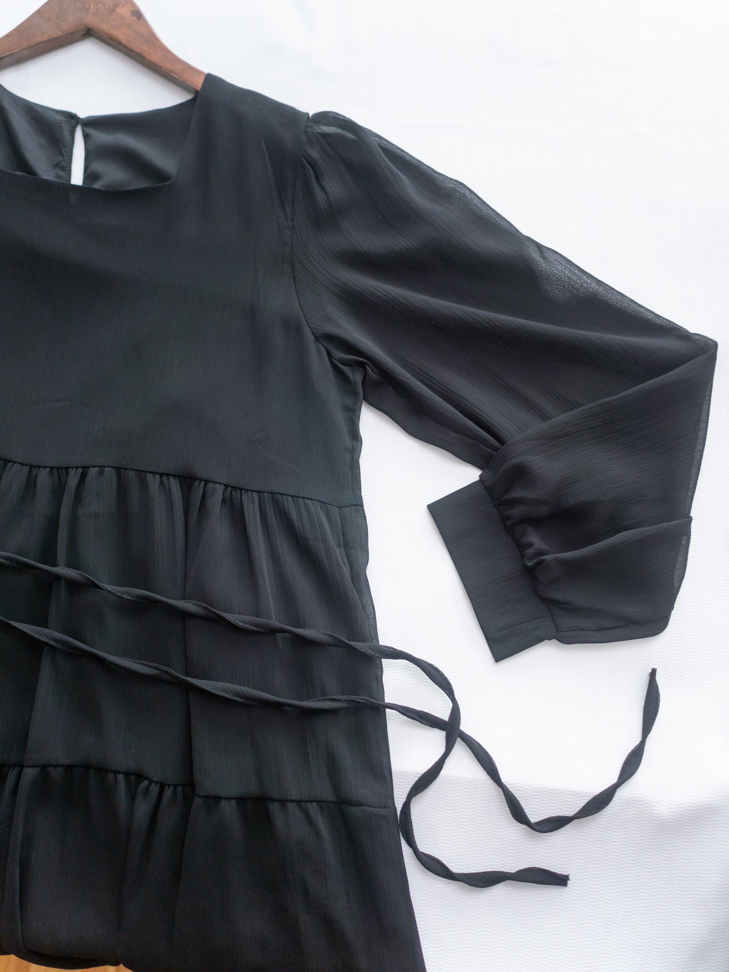 Chiffon Square Collar Dress
 雪紡方領層次感飄逸連衣裙/ DS1082