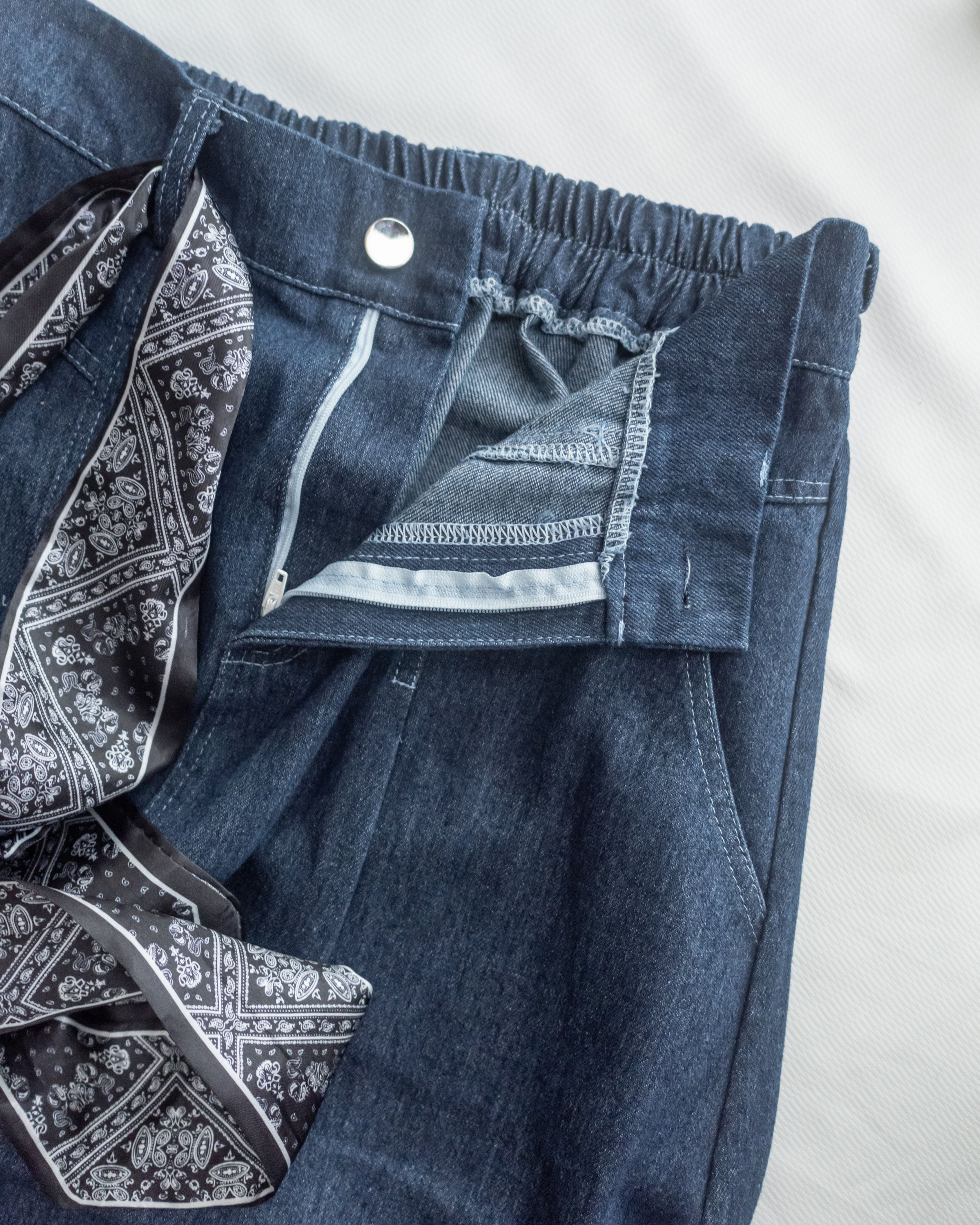 Scarf Denim Skirt 法式絲巾腰帶顯瘦車線牛仔裙/ SK8933