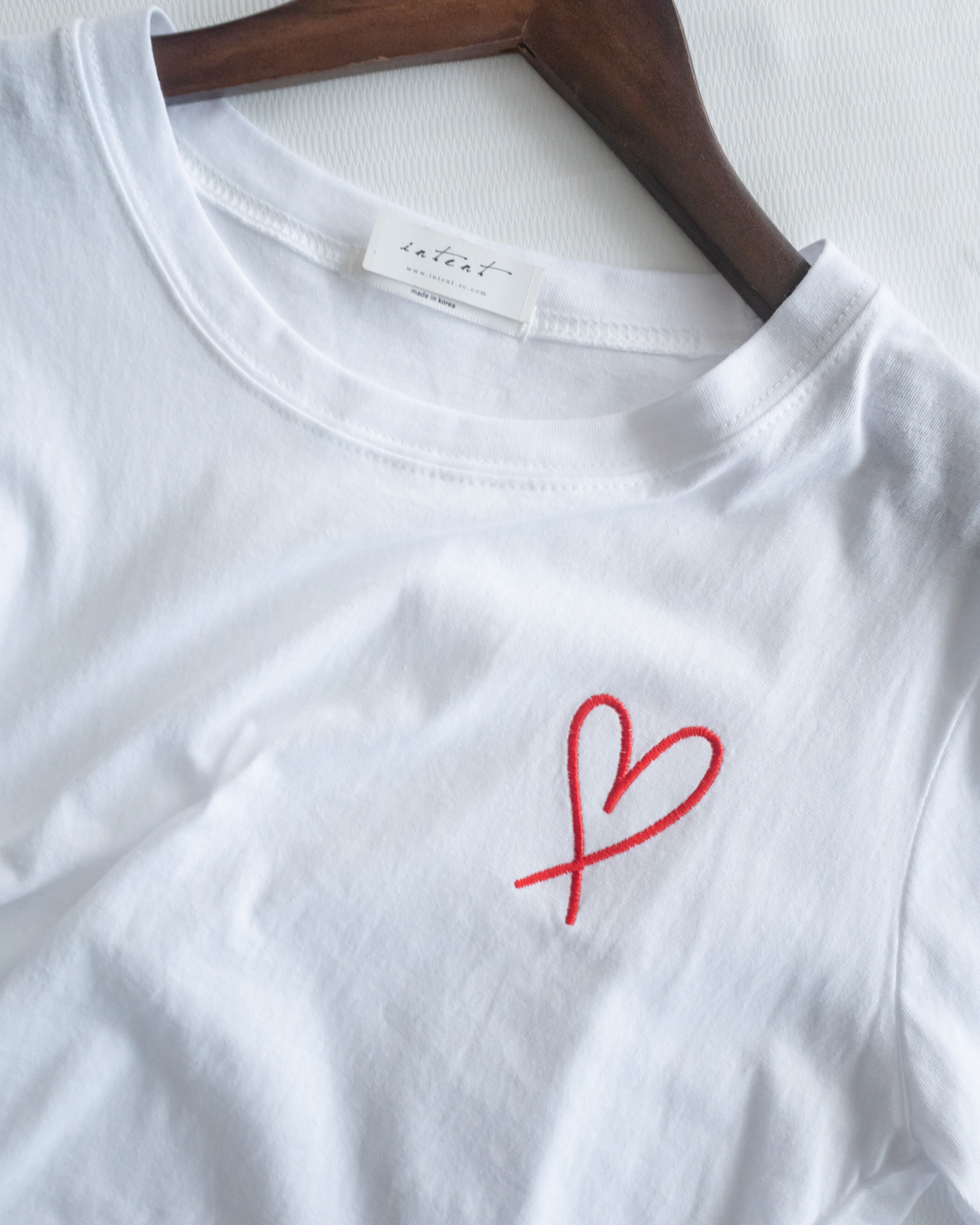 French Embroidery Tee 法式質感筆觸心形刺繡T恤/ TP9215