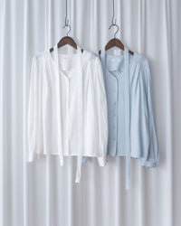 Cloud Touch Blouse 雲朵紋理輕薄v領襯衫/ BU9139