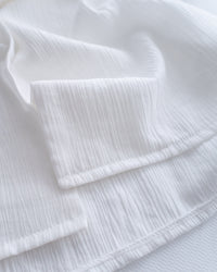 Cloud Touch Blouse 雲朵紋理輕薄v領襯衫/ BU9139