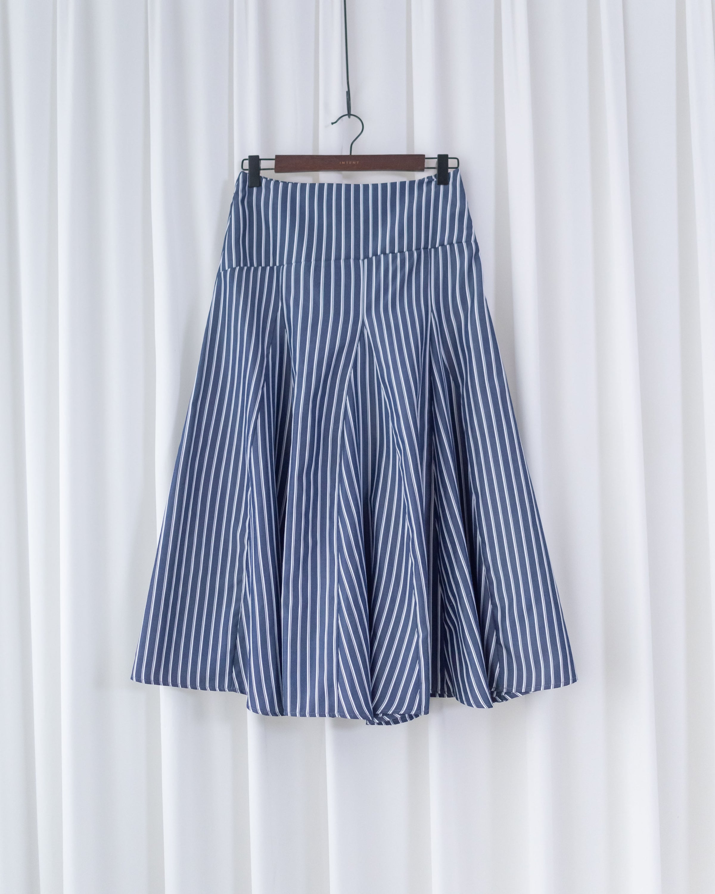 Blue Striped Skirt 法藍色細條紋腰間微修傘裙/ SK8937
