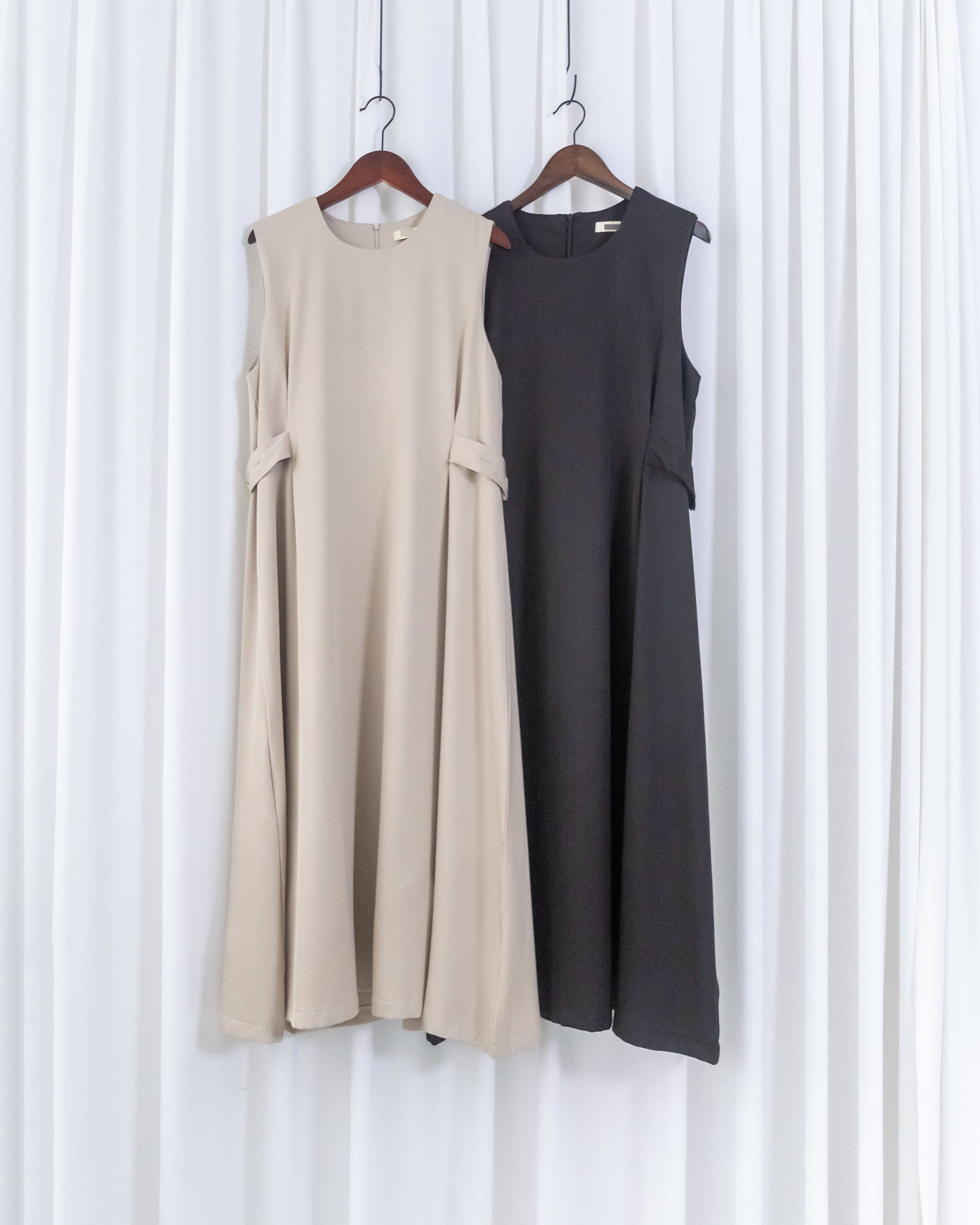 Button Waist Dress 輕復古雙鈕扣修腰背心裙/ DS1102