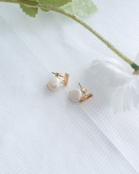 Gold Bar Pearl Earrings/ ER8341
