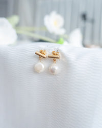 Gold Bar Pearl Earrings/ ER8341
