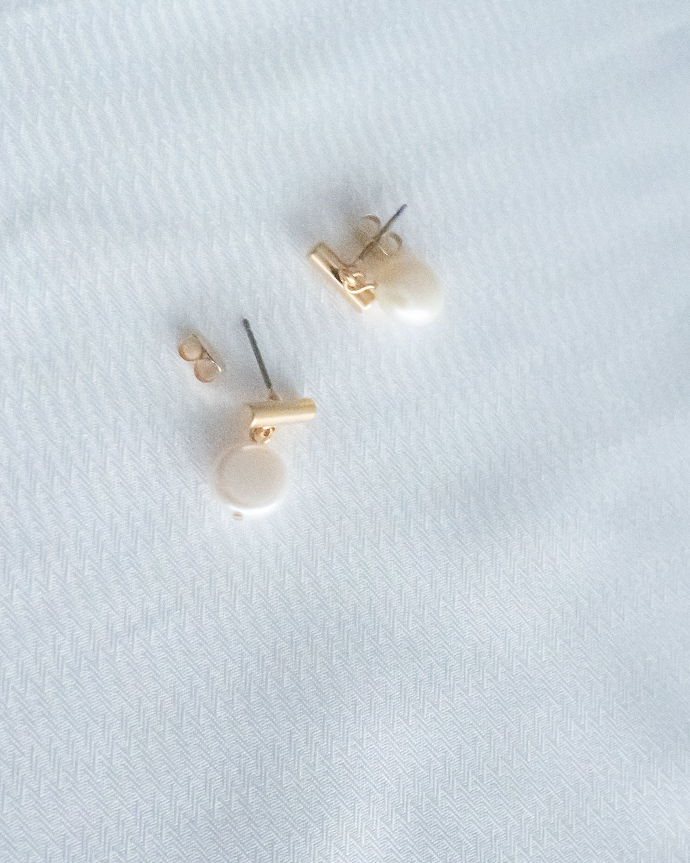 Gold Bar Pearl Earrings/ ER8341