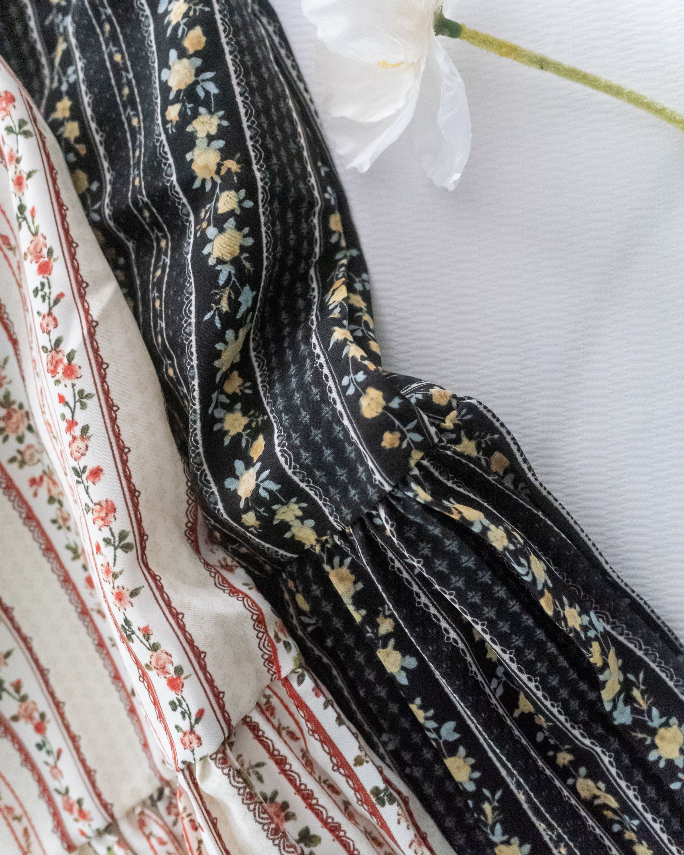 French Patterned Dress
 法式防皺直條紋印花連身裙/ DS1093