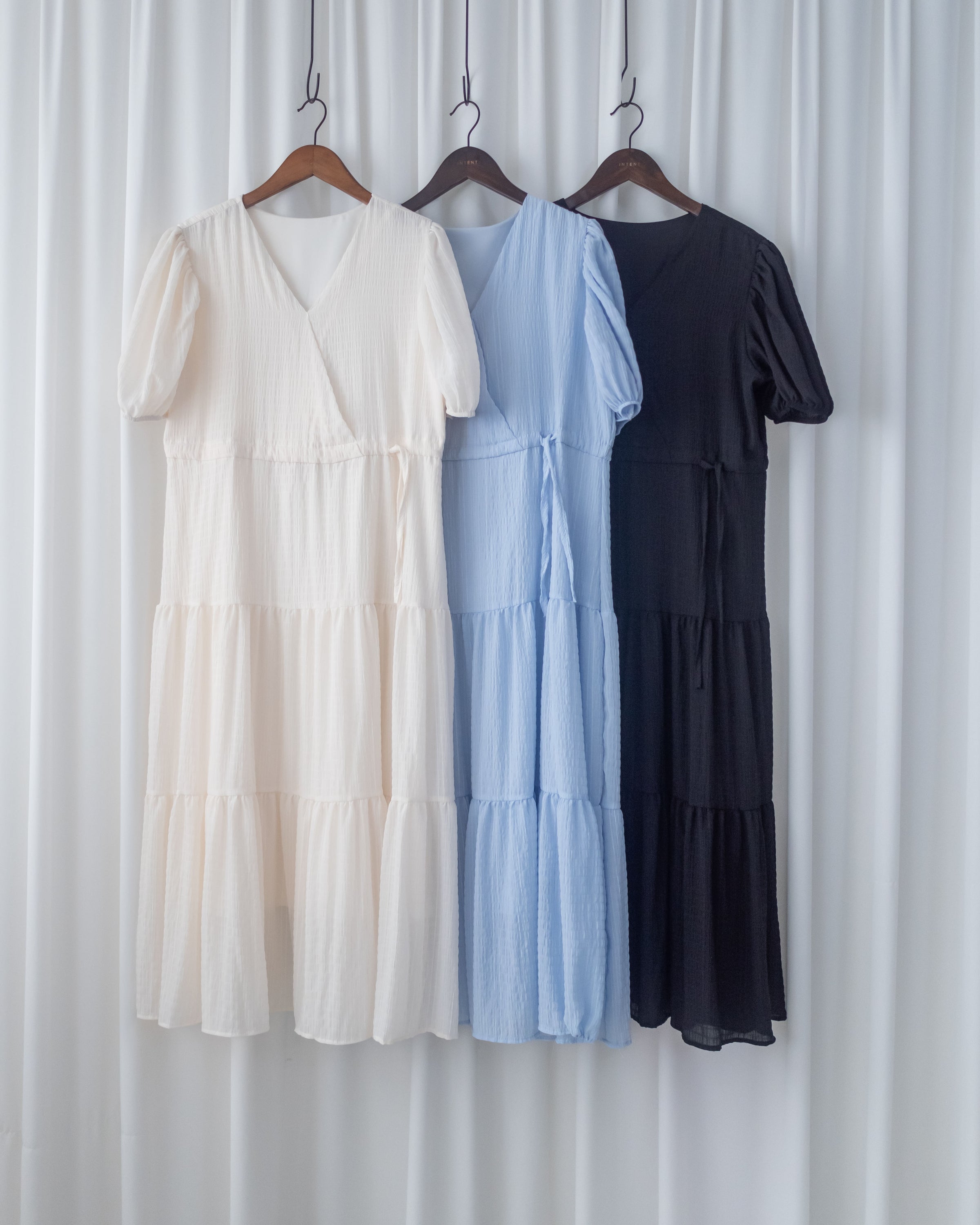 [ 限時重開訂購🕣 ] Secret Check Dress 質感暗格疊領側修腰連身裙 / DS1103