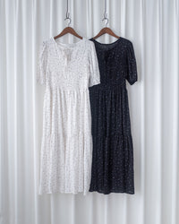 【現貨限量回歸 】Starry Floral Dress 流星小花彈性修身防皺連身裙/ DS1106