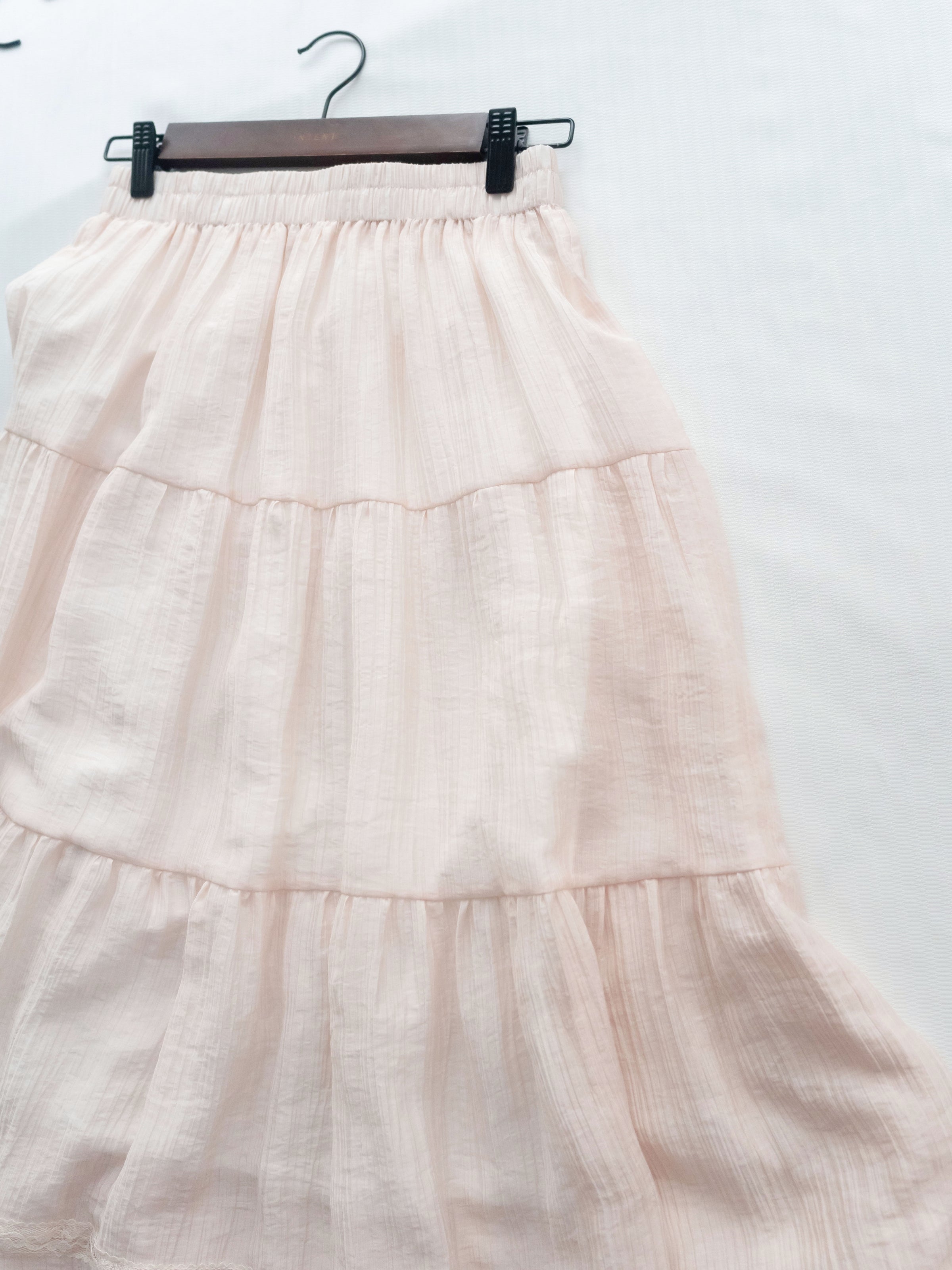 【現貨限量回歸 】Sakura Lace Skirt 櫻花粉通花層次質感傘裙/ SK8938