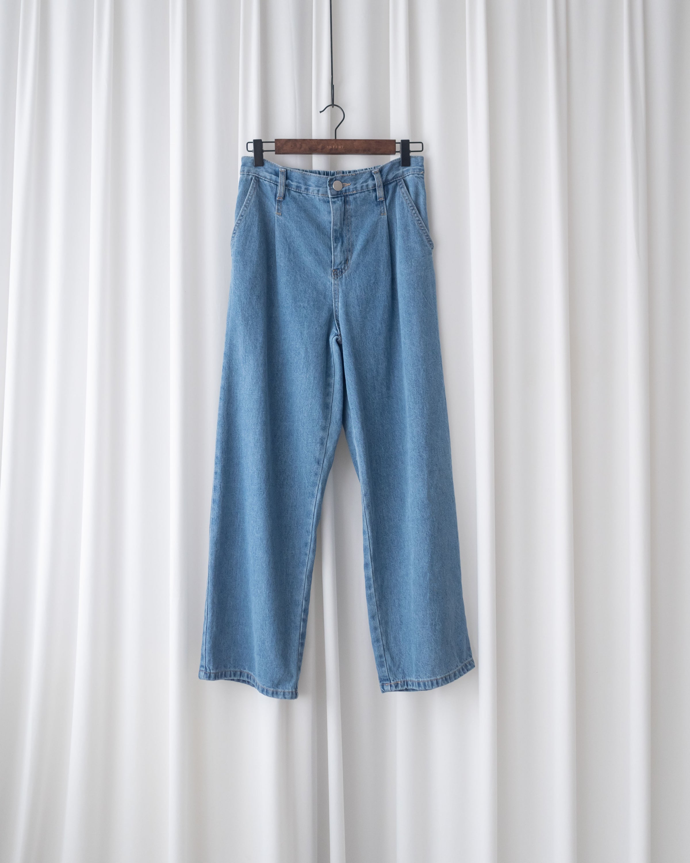 Straight Denim Pants 後鬆緊簡約直筒闊腳牛仔褲/ PT8478