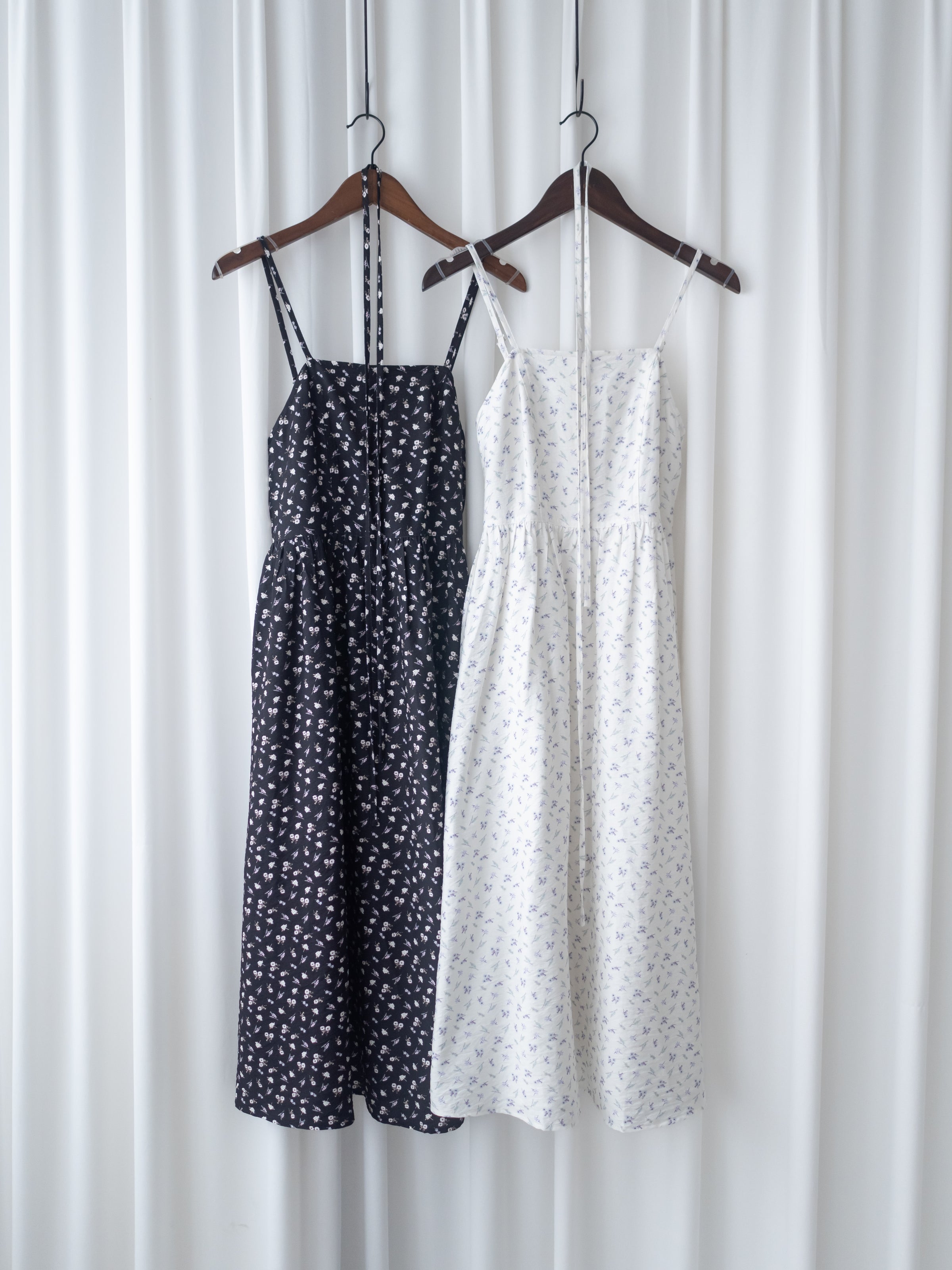 [intent label/intent製]  Waterfloral  Dress 輕盈防皺後彈性橡筋水彩印花連身裙(肩帶可調) / DSA8001