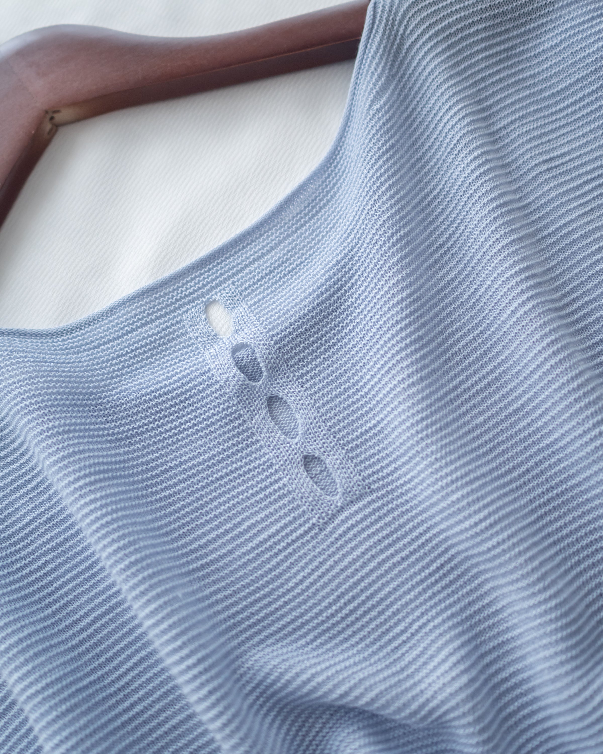 Breathable Knit Top 防皺透氣層次織線上衣/ TP9227