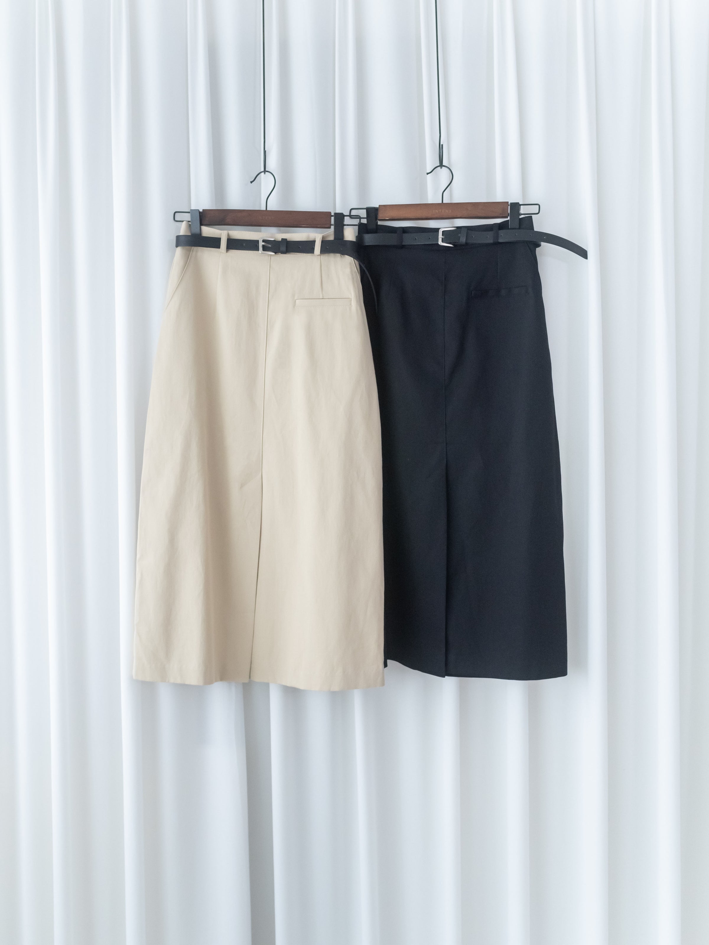 Urban Belt Skirt 俐落修身H型腰帶裝飾半裙/ SK8942