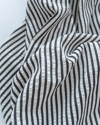 Stripe Belted Dress 流線開孔金扣腰帶直條紋修腰連身裙/ DS1115