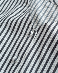 Stripe Belted Dress 流線開孔金扣腰帶直條紋修腰連身裙/ DS1115