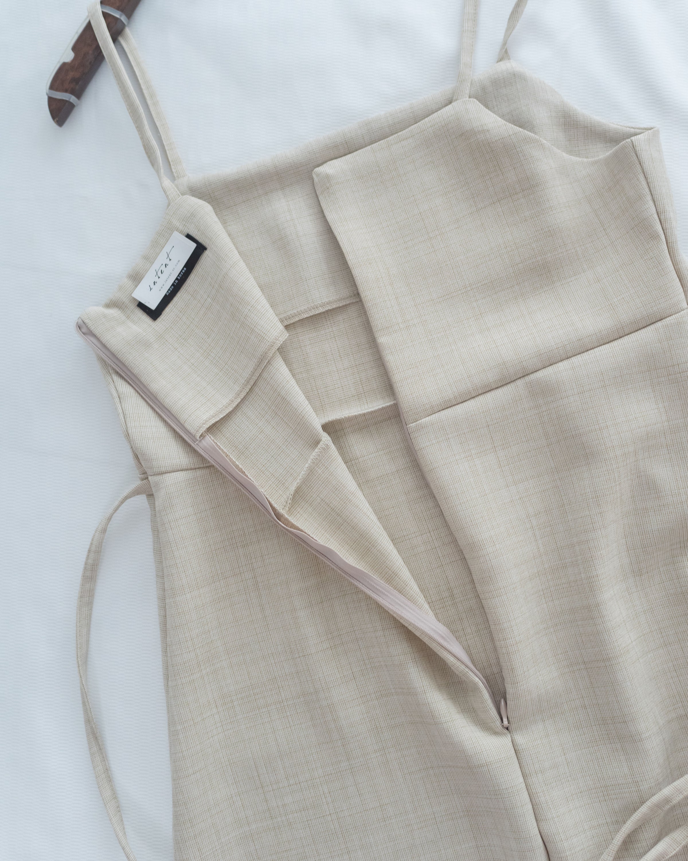 Light Tweed Vest Dress 防皺十字花紋修腰吊帶裙/ DS1118