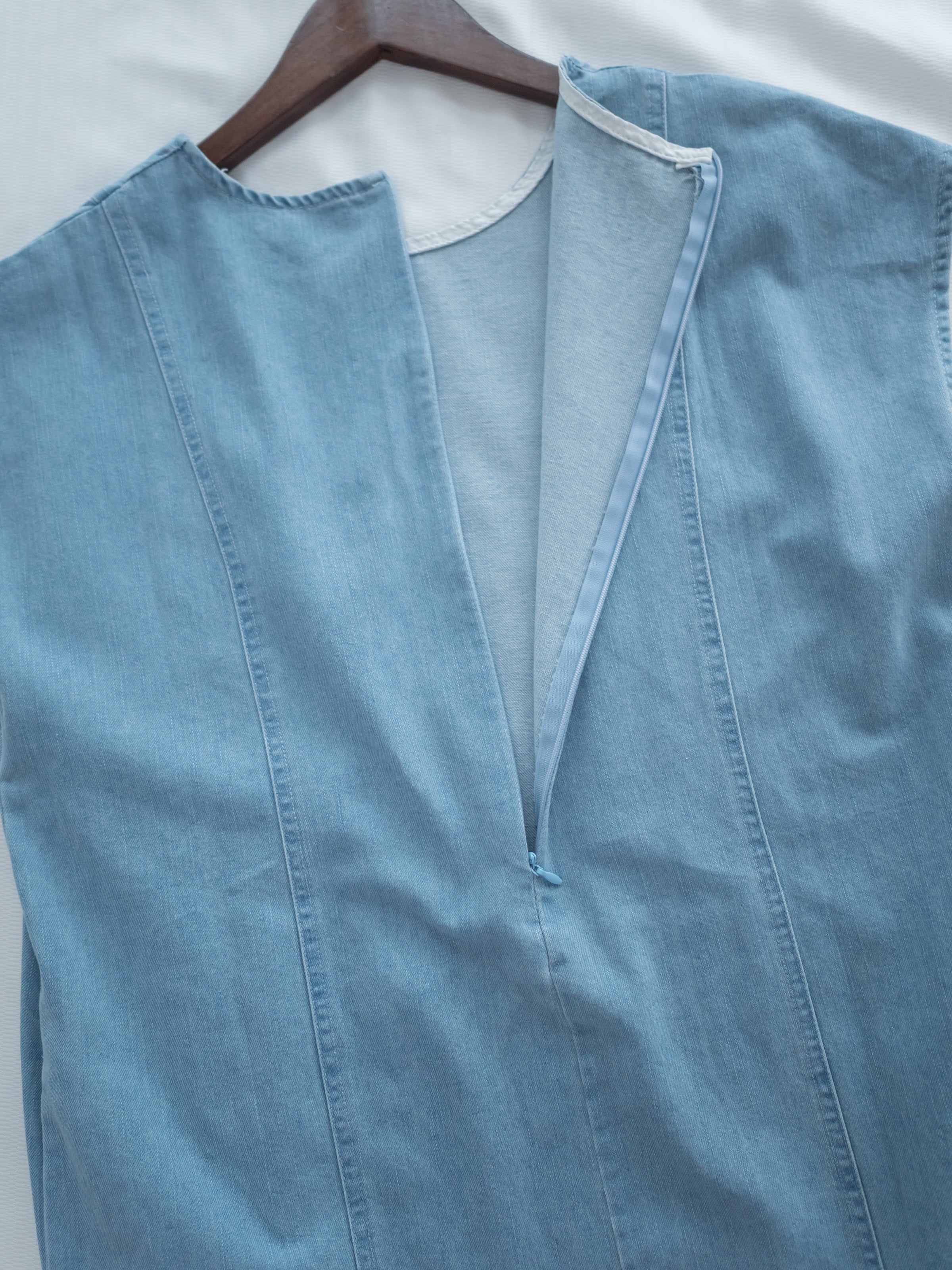 Denim Aline Dress 隨性輕身拼線設計膝上牛仔連身裙/ DS1116