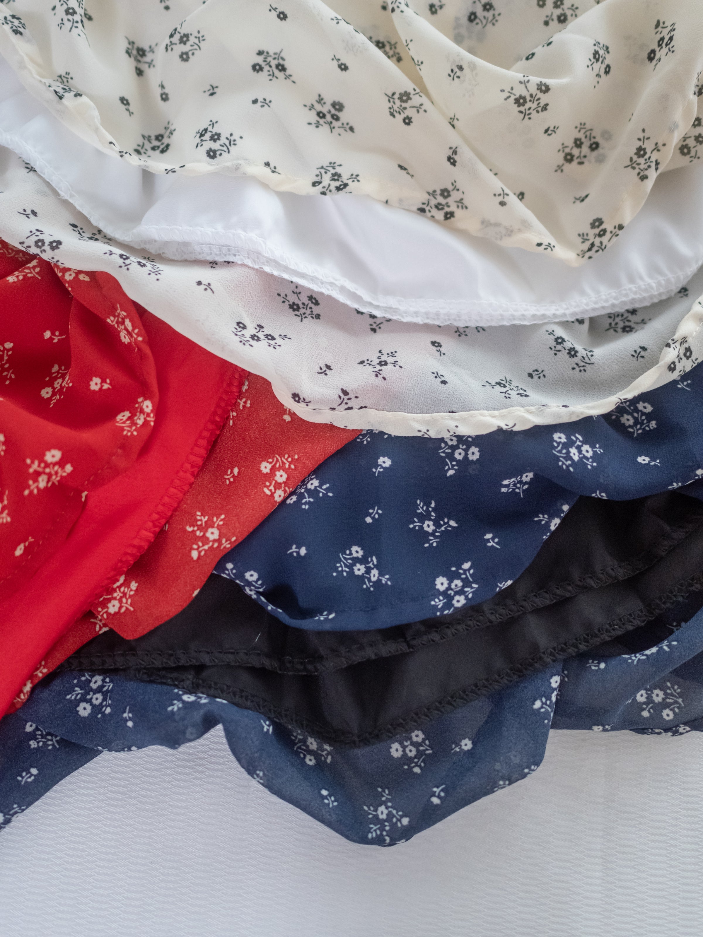 Chiffon Ribbon Dress 荷葉袖雪紡花束絲帶腰帶連身裙/ DS1133 (pre-order ivory/navy)