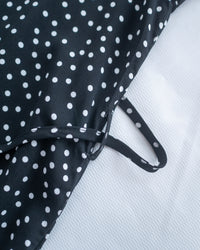 Snow Dot Dress 黑色雪花點點小V領層次修腰連身裙/ DS1135