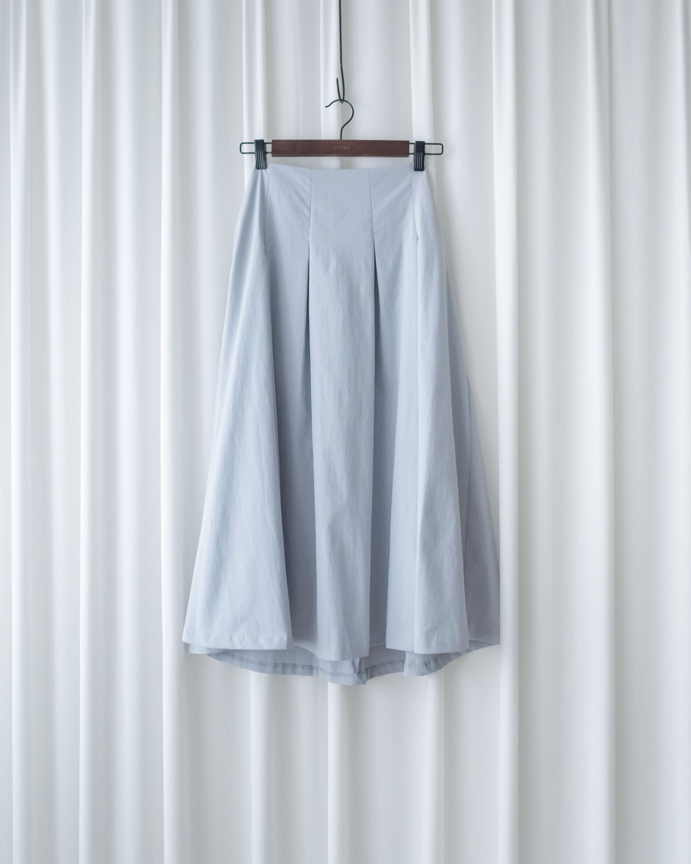 MistBlue Skirt 淺霧藍前褶顯瘦日常傘裙/ SK8944