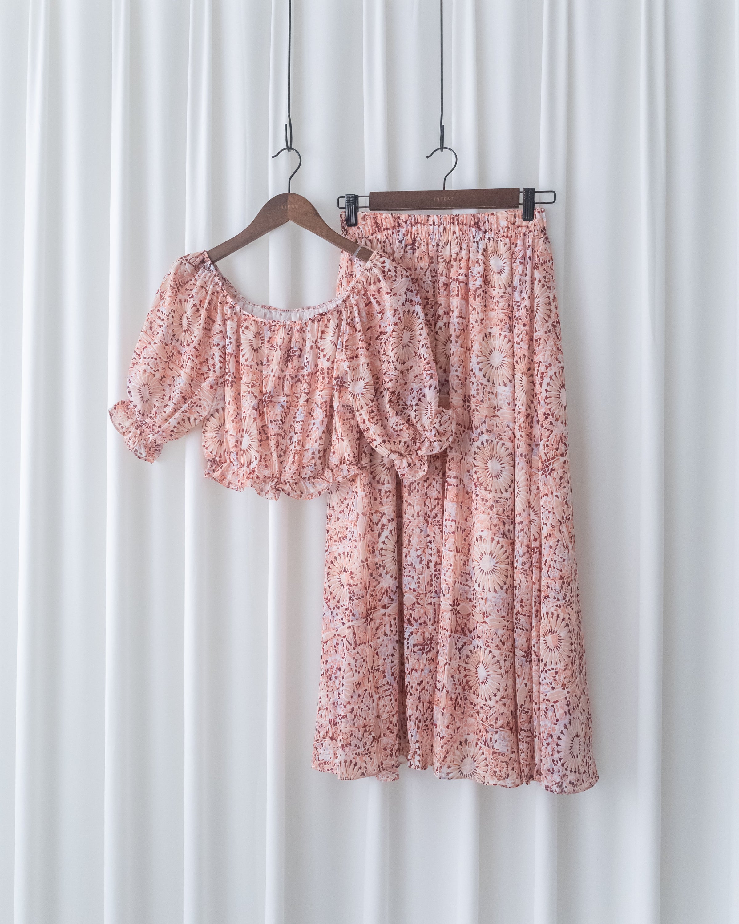 Patterned Crop Set 藝術印花短版花邊腰間套裝/ SE8115 （pre-order)
