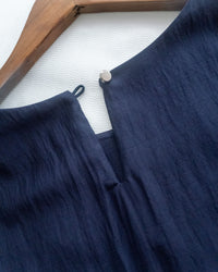 Coco Blouse 涼感微光拼色顯瘦傘袖上衣/ BU9146