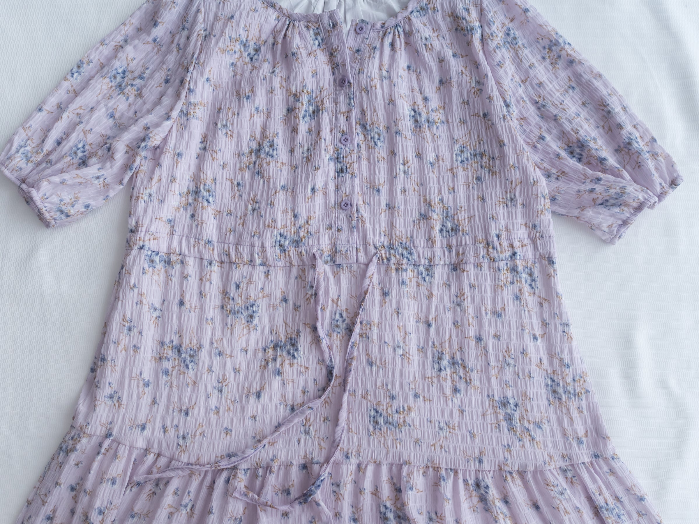 Acasia Dress 淡雅花束防皺暗格紋修腰連身裙/ DS1147