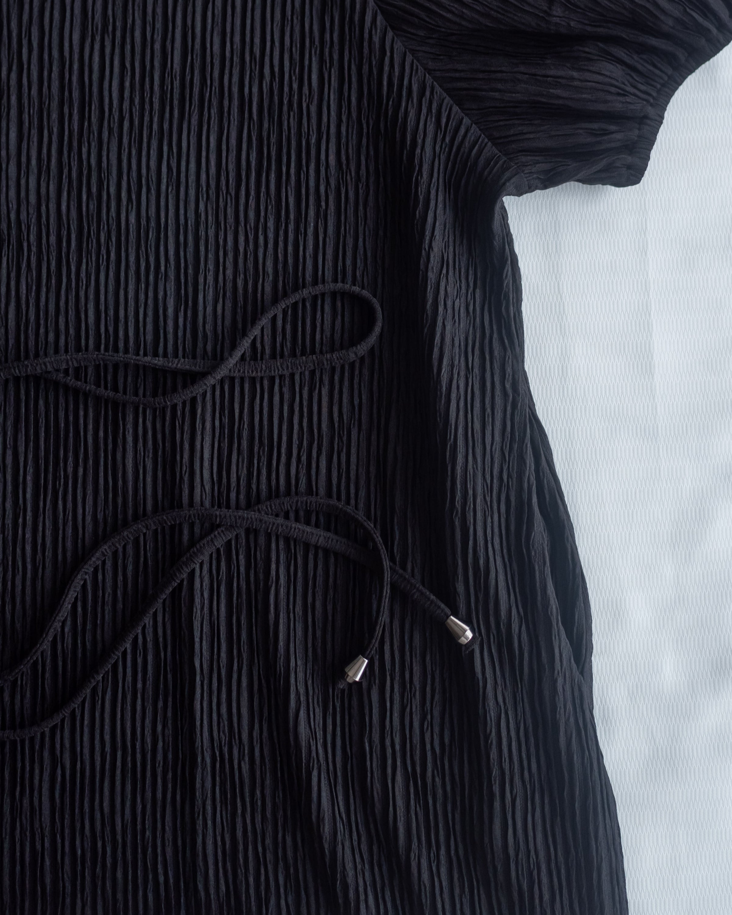 V Fine Belt Dress 法式暗條紋防皺V領拼接裙擺連衣裙/ DS1152