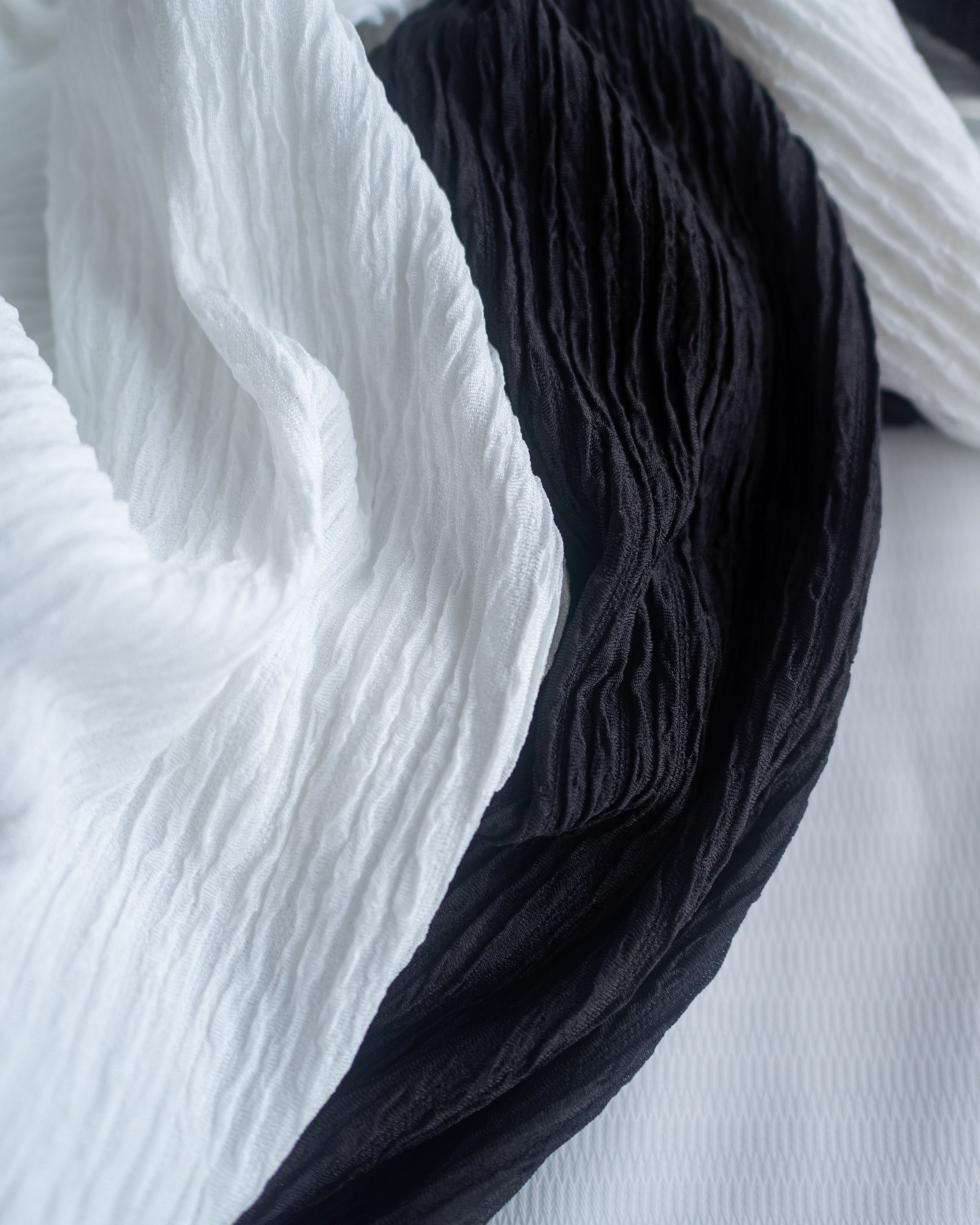 V Fine Belt Dress 法式暗條紋防皺V領拼接裙擺連衣裙/ DS1152