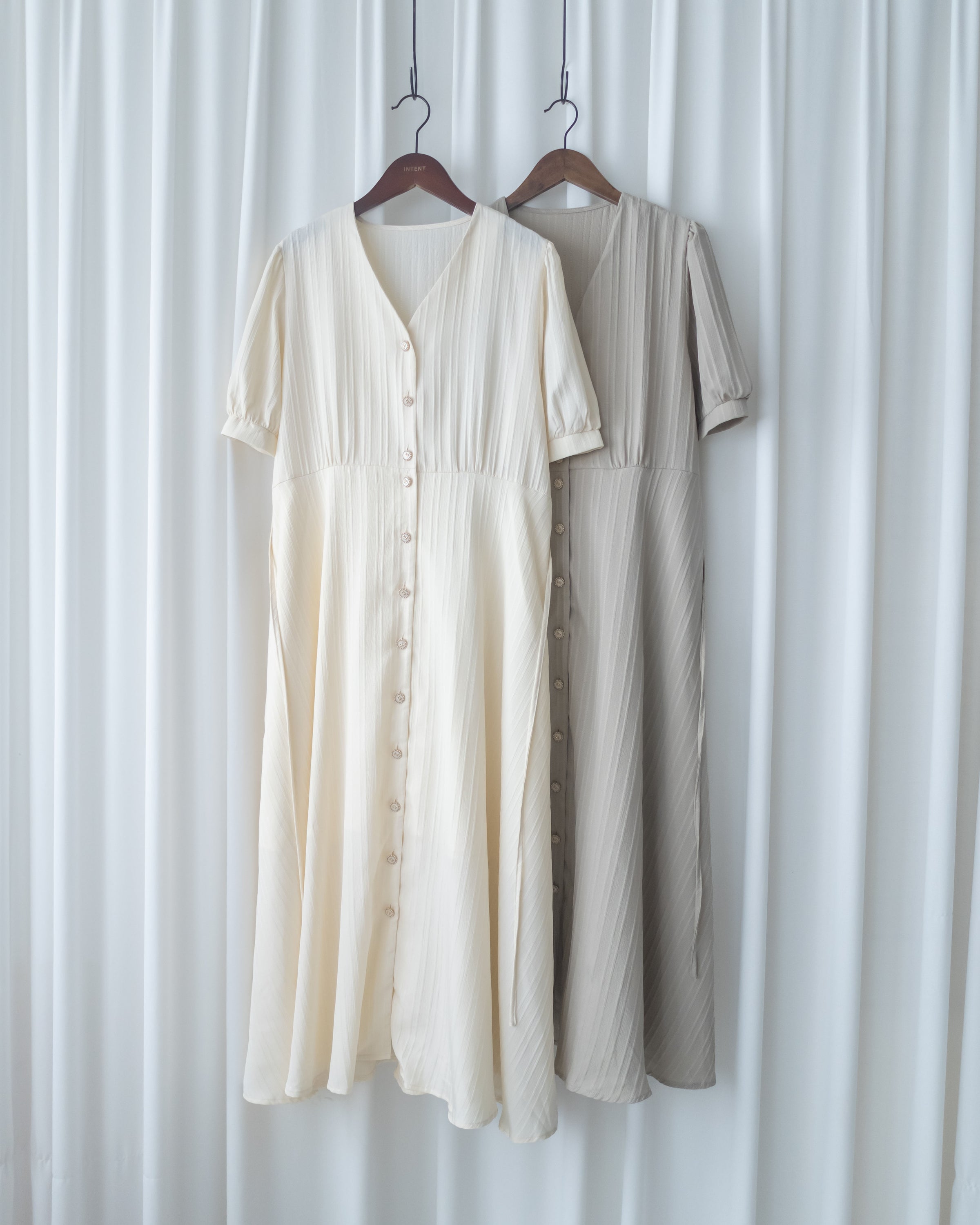 Stripe Dress 暗條紋弧腰線修腰連身裙/DS1159