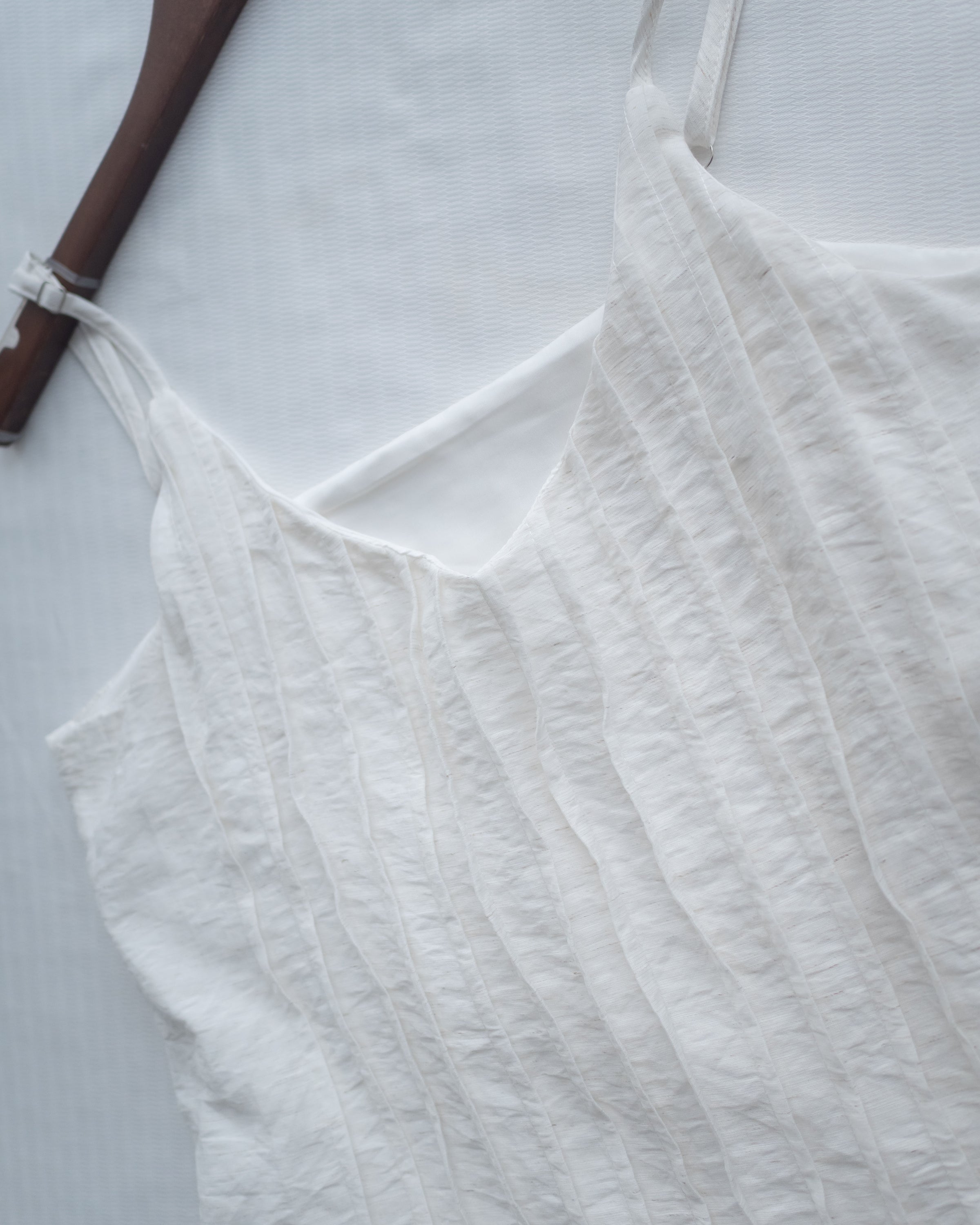 Knit Vest Set 鏤空針織外套風琴車褶長裙套裝/SE8118