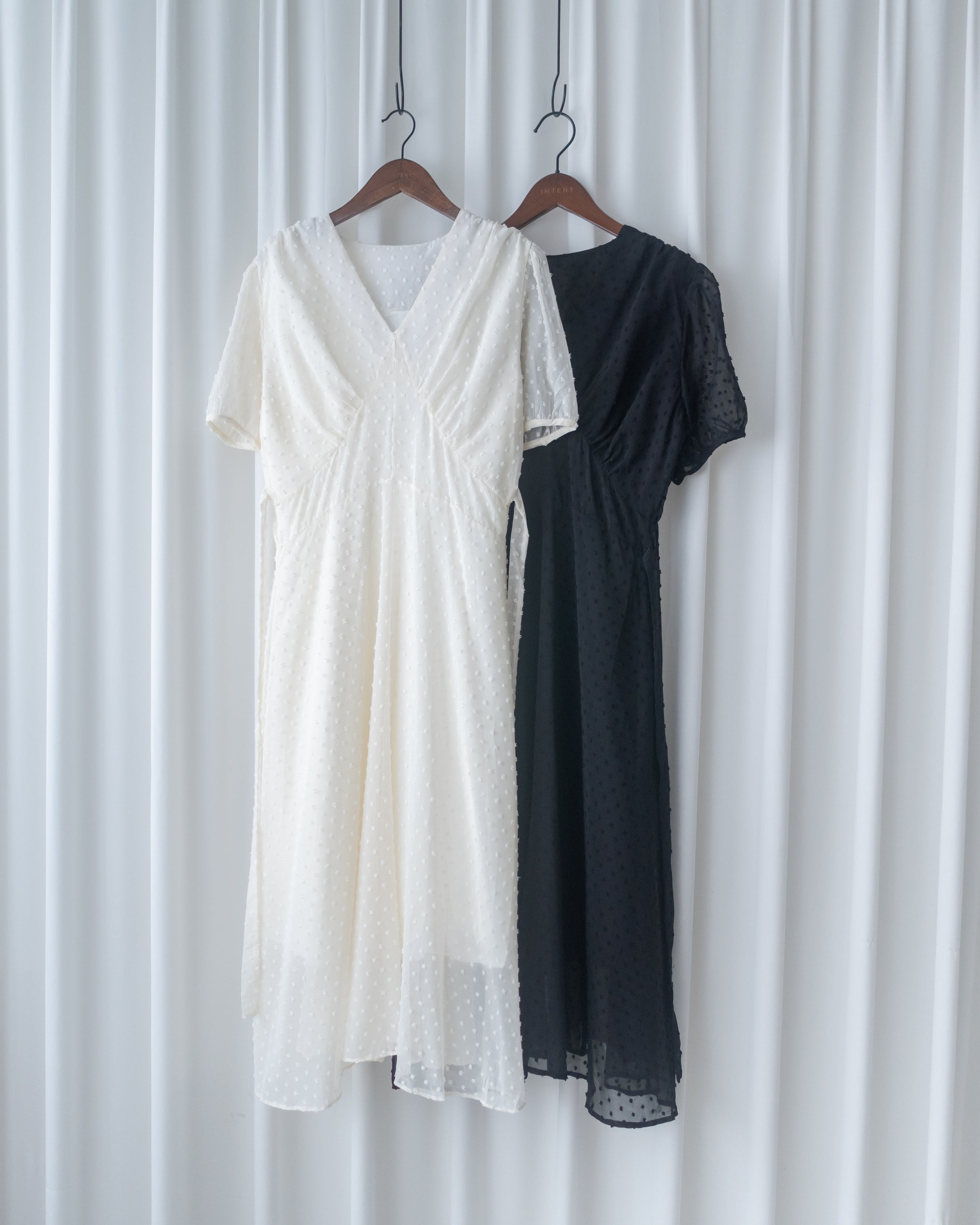 French Dot Wrap Dress 法式點點雪紡繫帶 V 領連身裙/DS1165