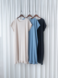 Ruffle End Dress 細緻壓紋細荷葉點綴舒適連身裙/DS1169