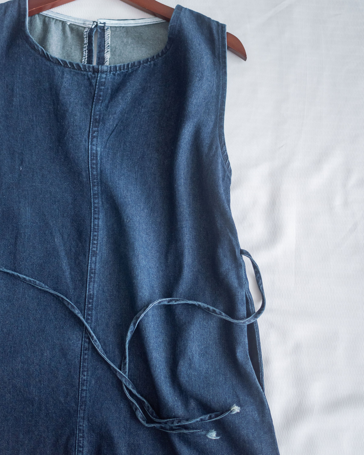 Denim Vest Dress 前中線綁帶牛仔背心裙/ DS1174
