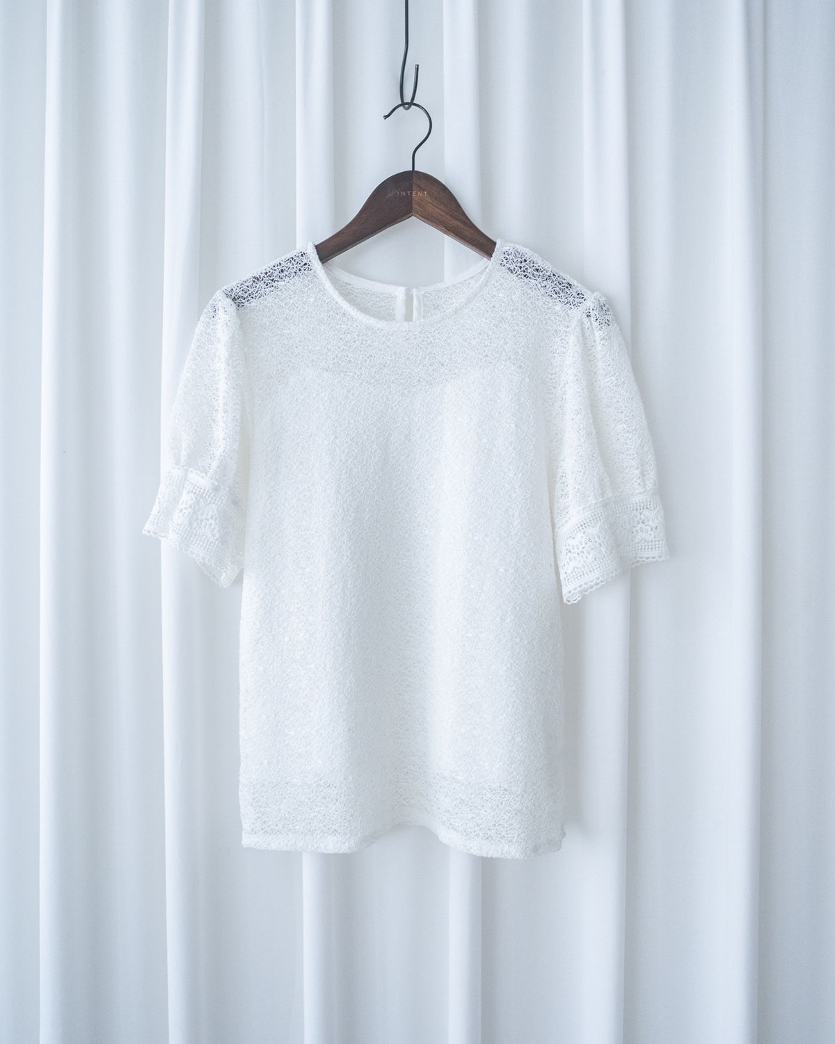 Lace Blouse 精緻蕾絲平領全裡布上衣/ TP9241