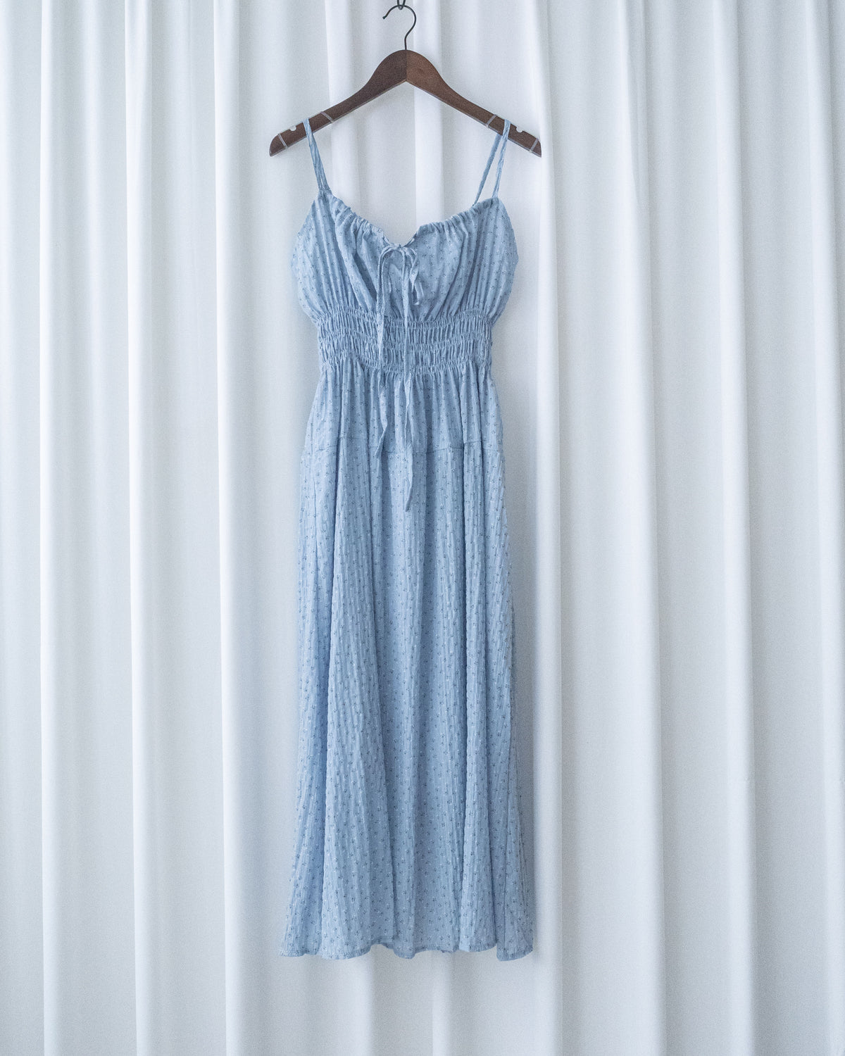 Misty Floral Dress 霧藍花束設計修腰吊帶連身裙/ DS1187