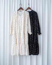 Scarf Floral Dress 飄帶花邊袖印花連身裙/ DS1189