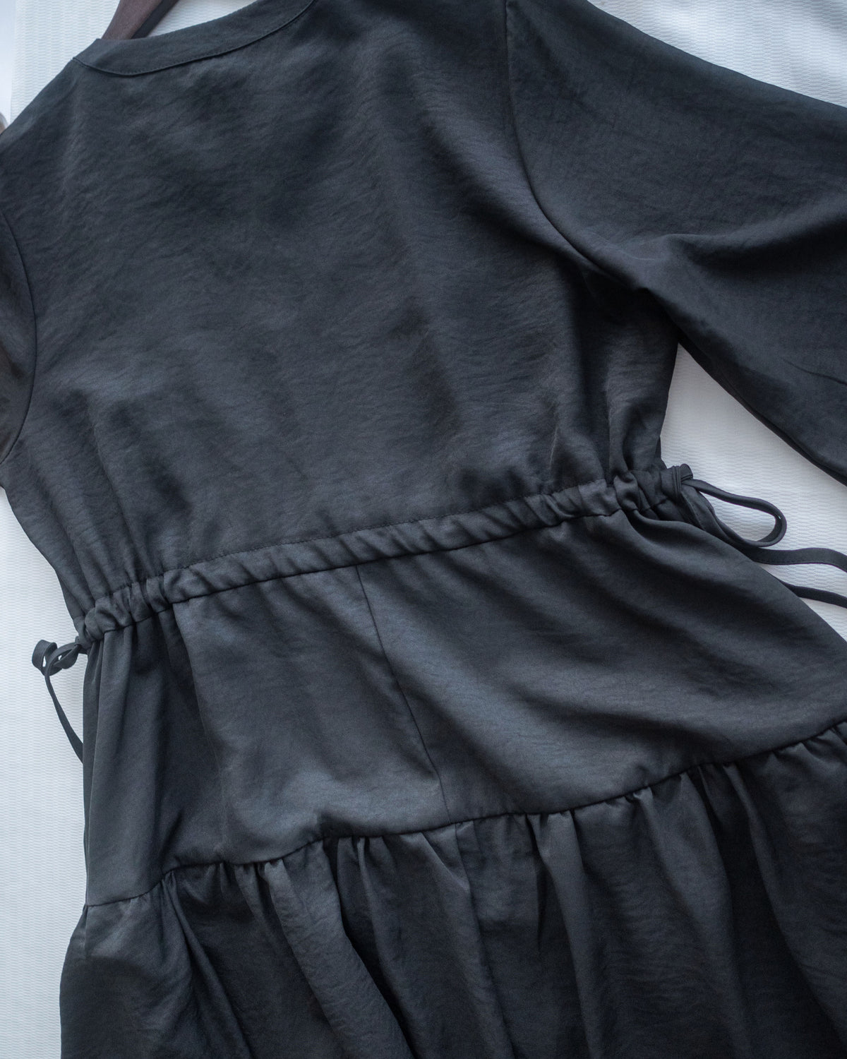 Ribbon Layers Dress  綁帶圓漫飄逸層次連身裙/ DS1188